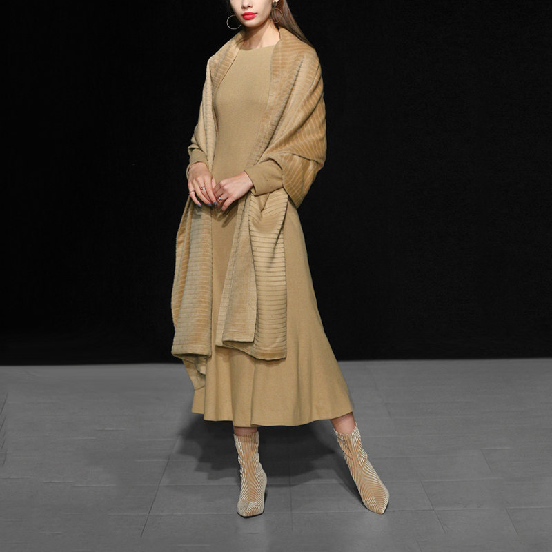 2017冬装新款 欧美时尚优雅鱼尾针织毛呢连衣裙+复古大披肩两件套