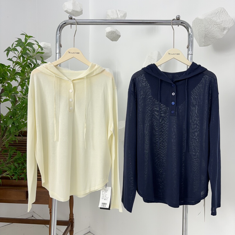 77733082: Hooded Sweatshirt, Non-Returnable 77733082: Hooded Sweatshirt, Non-Returnable