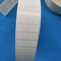 Spot bright white Imports Ailey PET label paper 40 * 10 * 2000 High stick barcode waterproof and anti-oil ripping