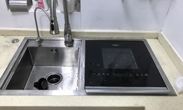 水槽式洗碗机,打造智慧厨房!