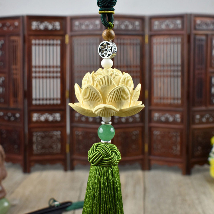 Yellow poplar wood solid good luck even lotus car pendant hanging accessories car pendant interiors Merchants for car supplies