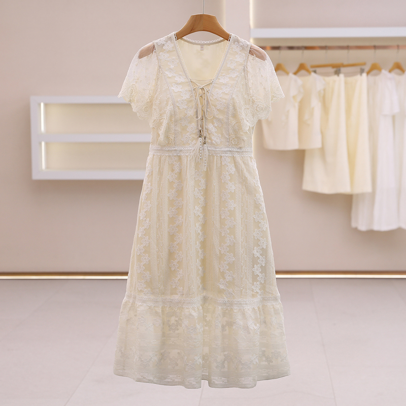 Special Offer 1299【Suo】Dress with Beaded Tassels, Lace-Up Decoration, and Embroidered Flowers, Brand Clearance Sale, Summer 26 Women's Fashion