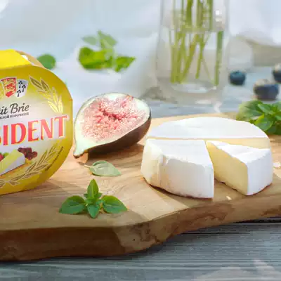 PRESIDENT Petit Brie French PRESIDENT Brie Original French cheese White Mold cheese 125g