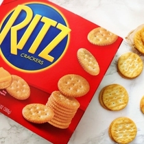 RITZ CRACKER Indonesia imported savory crackers Kaflor Original Crispy snacks 300g