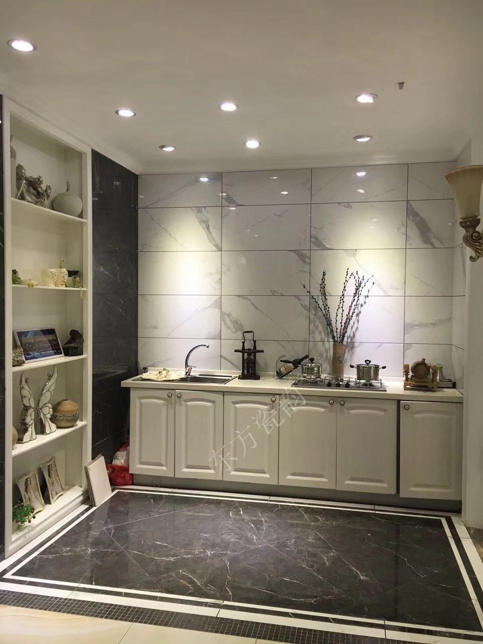 Douglas Tile canine Mocarphine BJ126M67LEV-R BJ88067LEV-R Living room