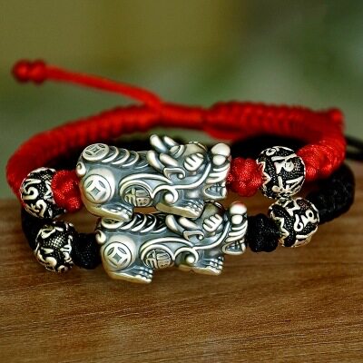 Pure silver 999 foot silver red rope handmade ornament This year's fortune-making transfer Foeball lovers men and women