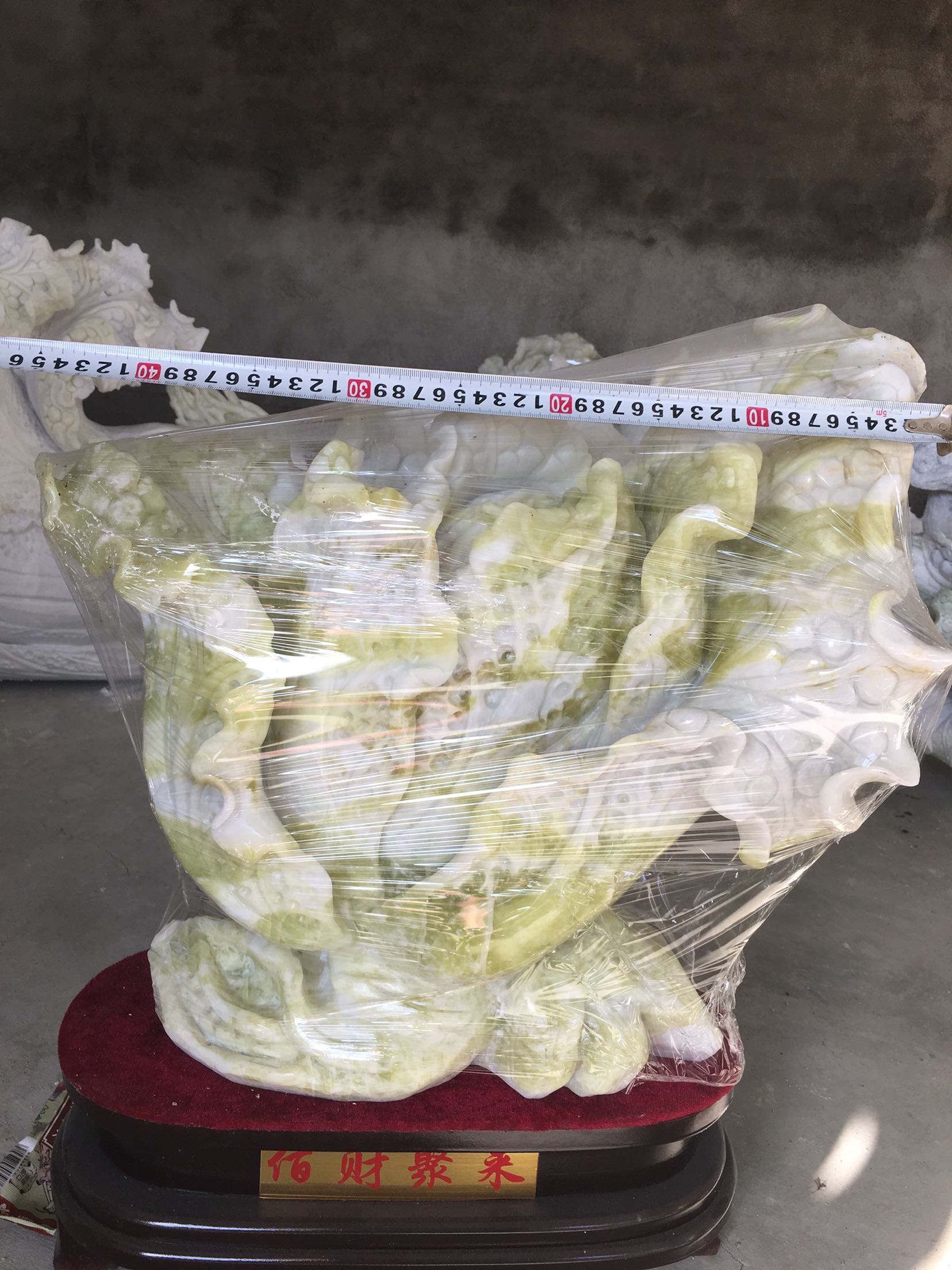 Natural Xiuyu cabbage jade Bai Cai Ju Lai First hand carved sitting place to make money Origin entity