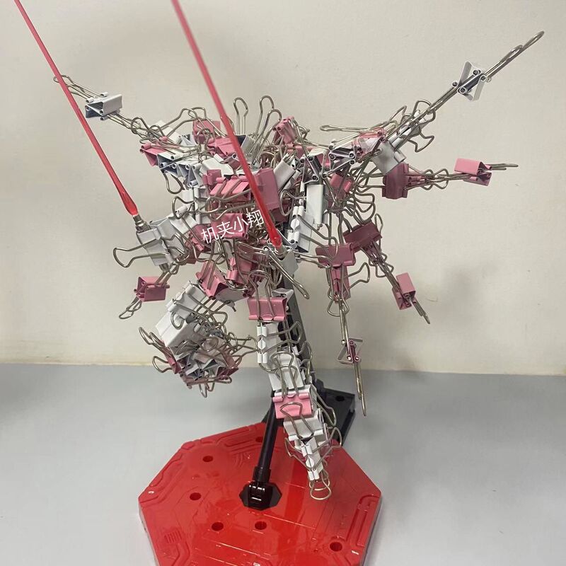 Model of the Same Type as Ji Jia Xiaoxiang's Clip, Featuring a Strong Red Color Scheme, Handmade DIY Pink No. 5 Long-Tail Clip Model Model of the Same Type as Ji Jia Xiaoxiang's Clip, Featuring a Strong Red Color Scheme, Handmade DIY Pink No. 5 Long-Tail Clip Model