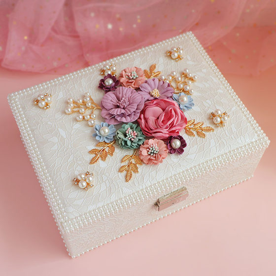 High-end exquisite jewelry box, light luxury ins style flower jewelry box, high-end hand jewelry storage box, birthday gift