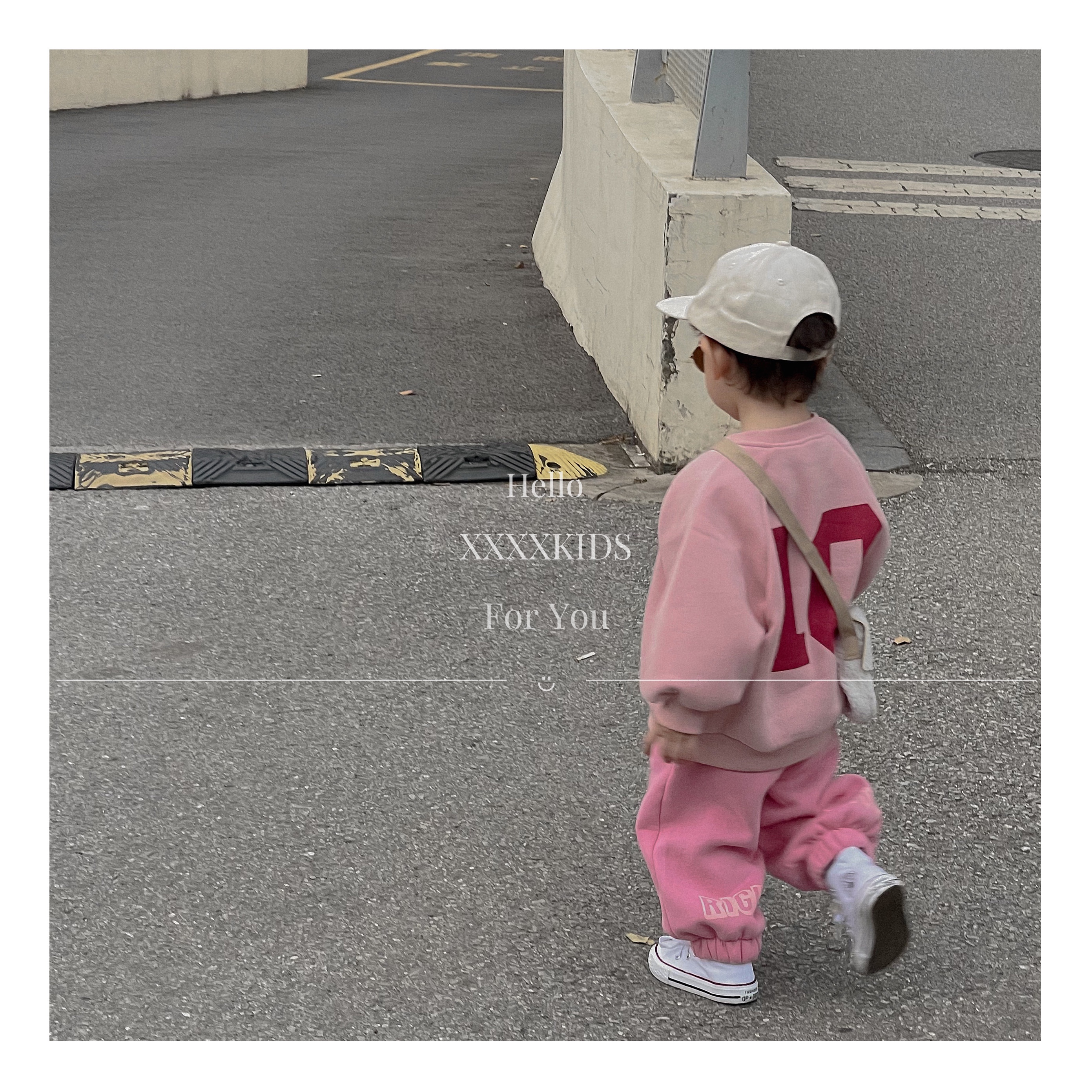 xxxxkids 2022 Spring and Autumn new Han Edition suit for high quality children digital loose suit
