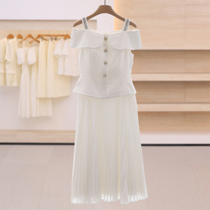 Store 6890【拉】Dress with Beaded Decorative Buttons and Suspenders, Summer 26, Zhushu Brand Clearance Women's Clothing Store 6890【拉】Dress with Beaded Decorative Buttons and Suspenders, Summer 26, Zhushu Brand Clearance Women's Clothing