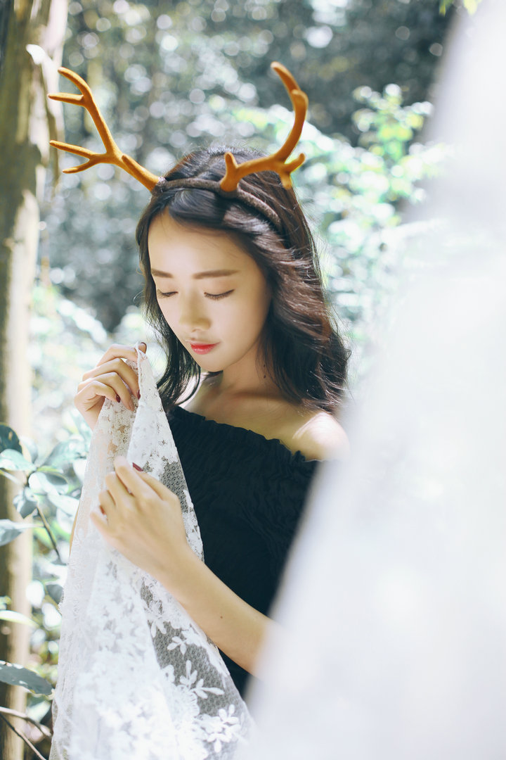 Forest Girl Antler Headband 1