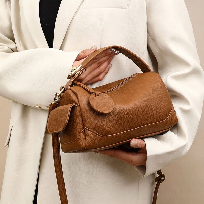 New Style Women's Large-Capacity Commuter Luxury Soft Leather Bag, Niche Pillow Bag, European Style Hand-Held Crossbody Bag for Women