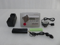 sony Sony WM-GX674 ultra-thin tape player Walkman player 9 5 into new