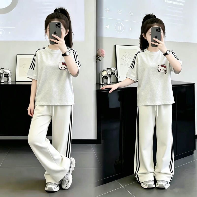Girls' Summer Outfit 2026 New Style for Older Children, Stylish Cartoon Cat Pure Cotton T-Shirt and Casual Sports Pants Two-Piece Set Girls' Summer Outfit 2026 New Style for Older Children, Stylish Cartoon Cat Pure Cotton T-Shirt and Casual Sports Pants Two-Piece Set