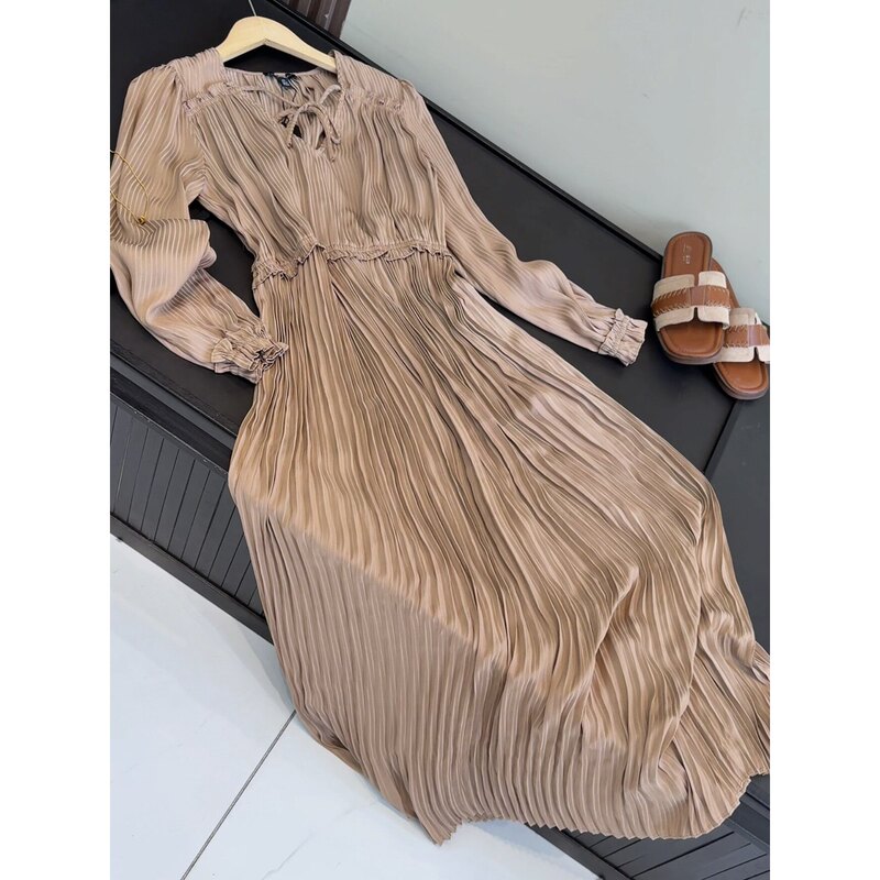Solid Color Elegant Dark Striped Silky Elastic Waist V-Neck Pleated Long-Sleeved Mid-Length Dress Solid Color Elegant Dark Striped Silky Elastic Waist V-Neck Pleated Long-Sleeved Mid-Length Dress