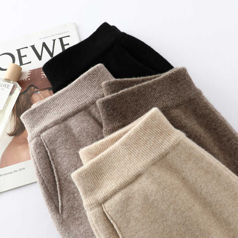 Autumn and Winter Thickened Pure Wool Wide-Leg Pants for Women, Loose Straight-Leg Pants, Cashmere Slimming Versatile Long Pants for Petite Figures