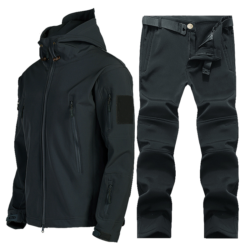 Outdoor Autumn and Winter Tactical Softshell Sharkskin Jacket for Men and Women, Three-In-One Fleece-Lined Thickened Windproof Jacket Outdoor Autumn and Winter Tactical Softshell Sharkskin Jacket for Men and Women, Three-In-One Fleece-Lined Thickened Windproof Jacket