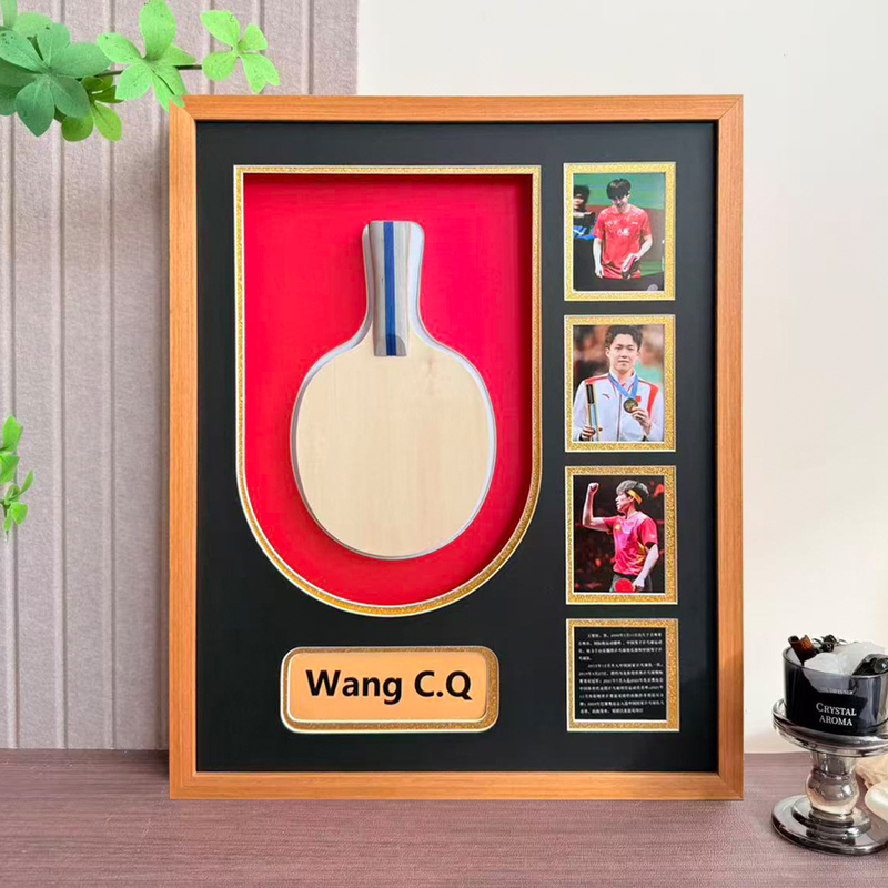 Solid Wood Table Tennis Racket Display Frame, Framed Racket Storage Display Box, Collectible Racket Display Stand, Wall-Mountable Photo Frame
