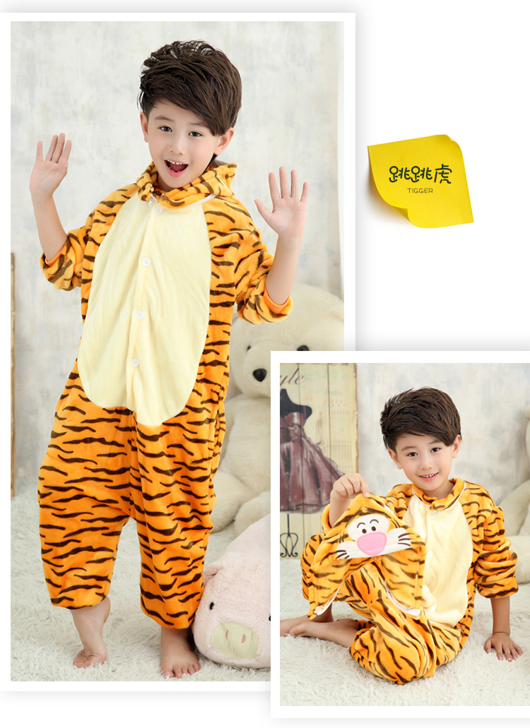 Heo con một bộ đồ ngủ mùa thu và mùa đông Chàng trai và cô gái hoạt hình dịch vụ nhà động vật flannel trong phiên bản nhà vệ sinh trẻ em lớn quần áo liền thân thu đông cho bé