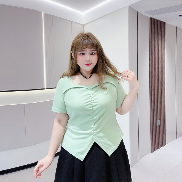 Pleated slimming top fat fairy Yingying plus size women's fat mm summer solid color sweet slit square neck T-shirt