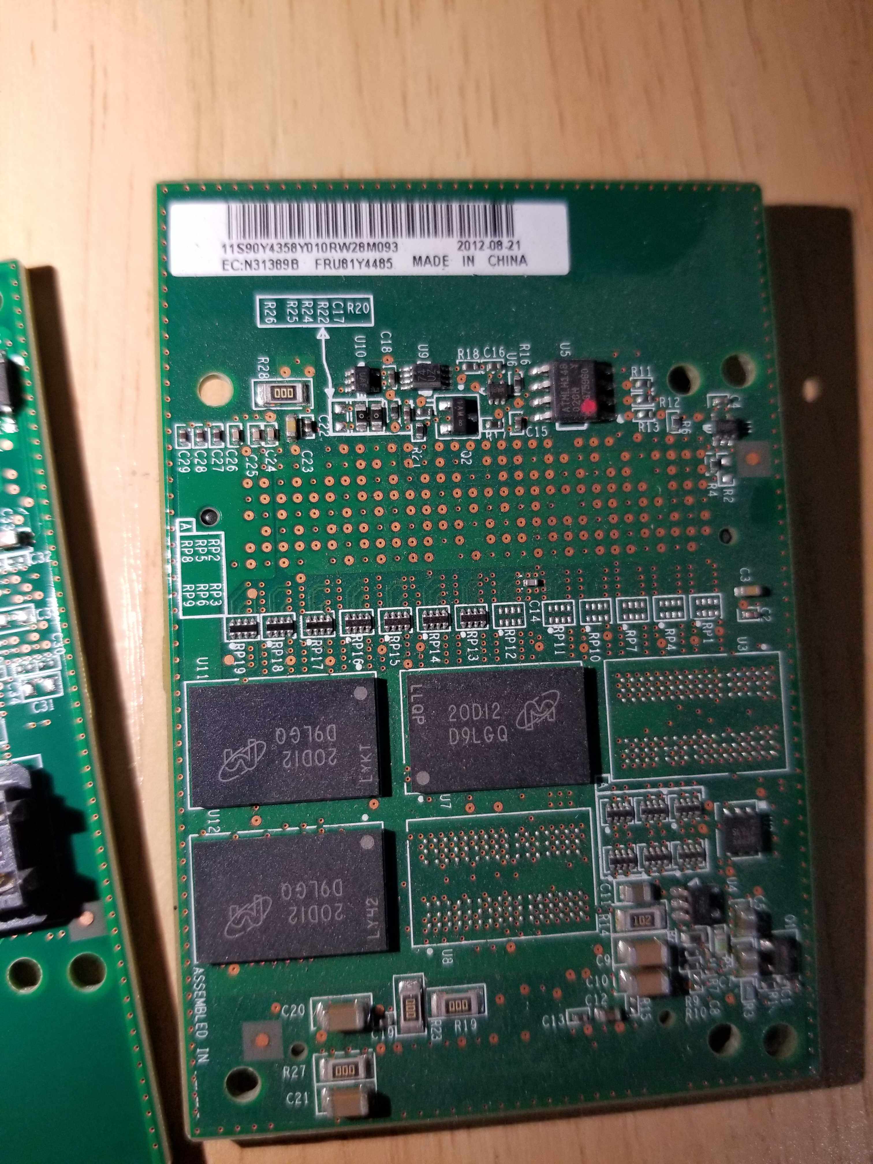 IBM 81Y4484 M5110 M5110 RAID5 module cache 81Y4485 server x3650M4 array card