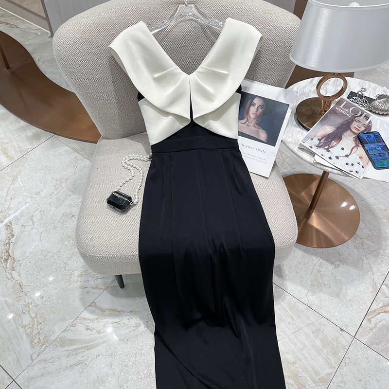 Black and White Contrast Sleeveless Large Lapel Jumpsuit for Women 2026 Summer New Style High-End Wide-Leg Floor-Length Jumpsuit