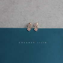 Ear Nails 2022 New Wave Advanced Sensation Small Crowd Design Sense Temperament Brief Unique Woman Small Silver Ear Nail