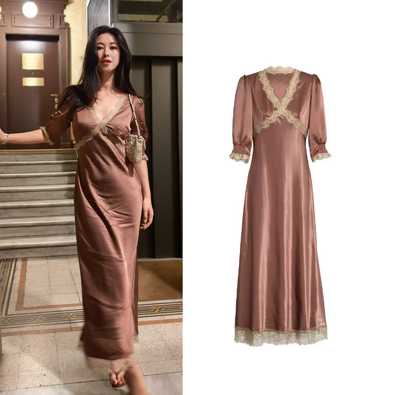 Zhu Zhu's Same Style Dress for Women, Summer Short-Sleeve Lace Patchwork Waist-Cinching Elegant V-Neck High-End Satin Long Dress