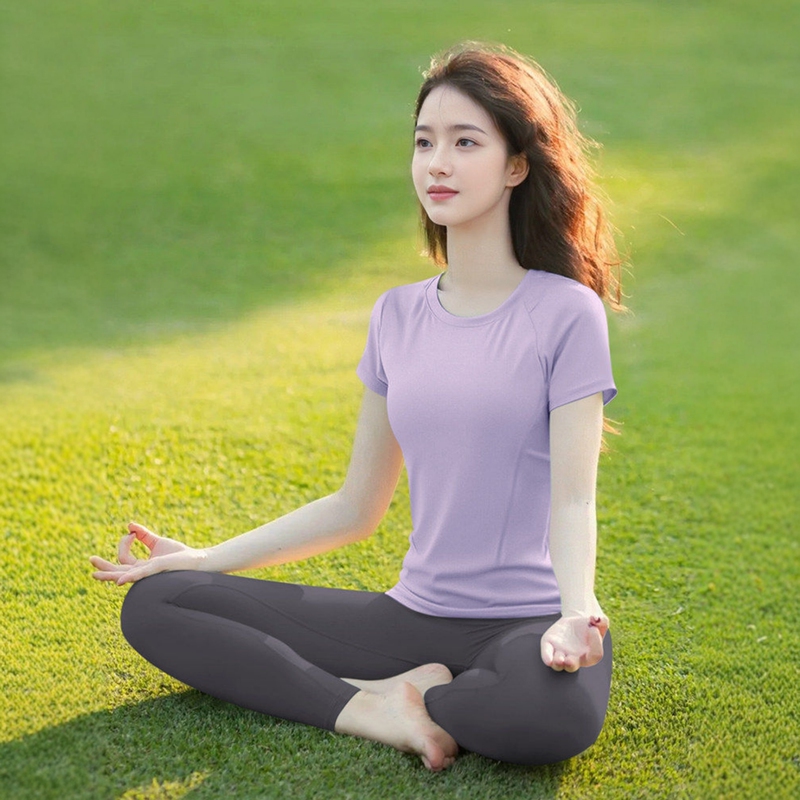 Short-Sleeved Yoga Clothes for Women, Stylish and Cool, Quick-Drying for Summer Wear, Beautiful Lulu-Style Pilates Sports Tops Short-Sleeved Yoga Clothes for Women, Stylish and Cool, Quick-Drying for Summer Wear, Beautiful Lulu-Style Pilates Sports Tops