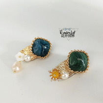 Korean Magnet No Trace does not hurt clothing brooch simple niche ins Wind corsage women suit jacket accessories pin