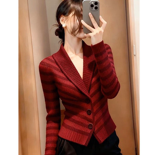 Authentic New 2025 Autumn/Winter Stylish Striped V-Neck Wool Knit Cardigan with a Fitted Waist for Women