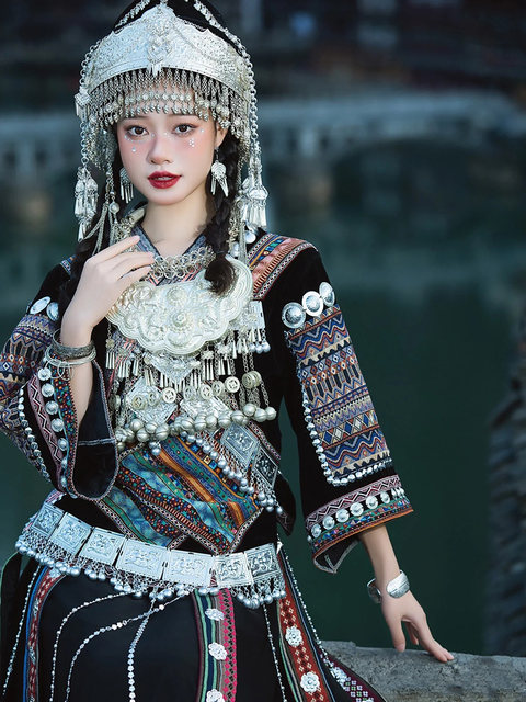Miao Family Impression 2022 Velvet Miao Clothing for Women
