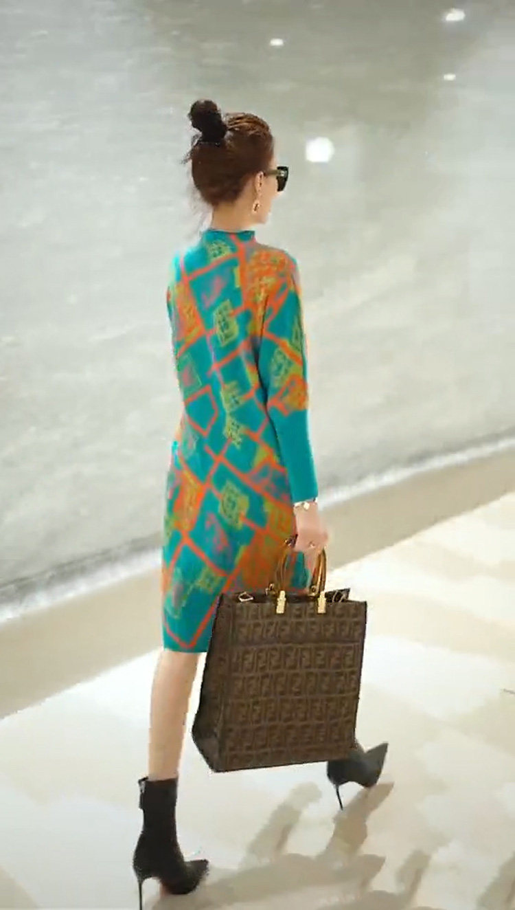 Suelen Wool Dress Image 5