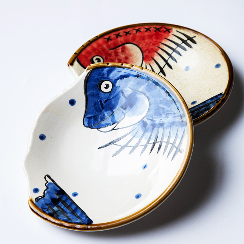 Half moon shaped salad plate plate cakes creative restaurant heart plate character hand - made ceramic tableware with 0