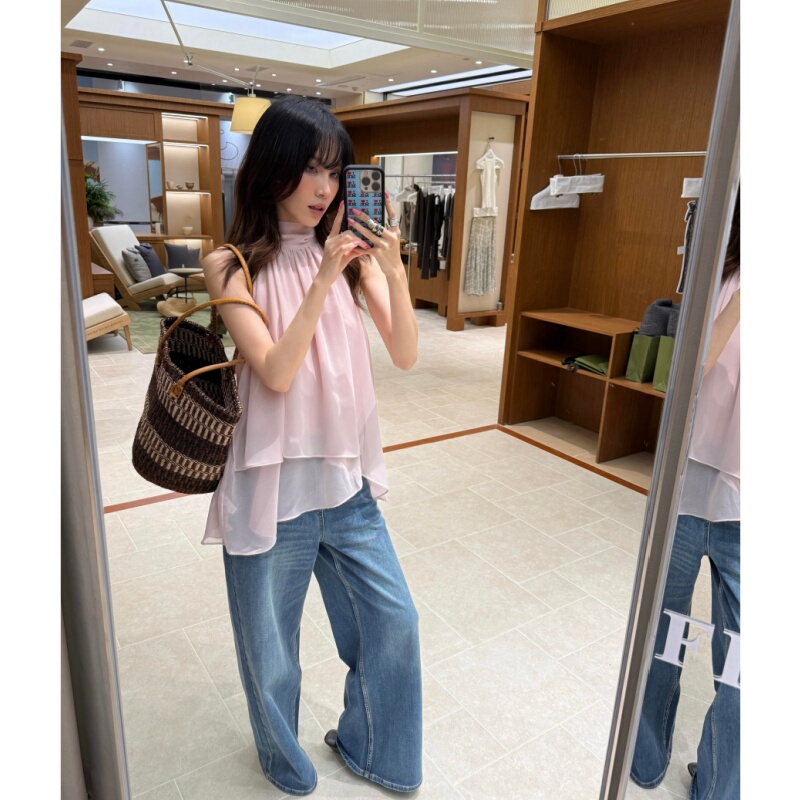 Placeorder Retro Refreshing Skin-Exposing Halter Neck Top with Ribbon and Irregular Hem, Smooth and Drapey Casual Sleeveless Top