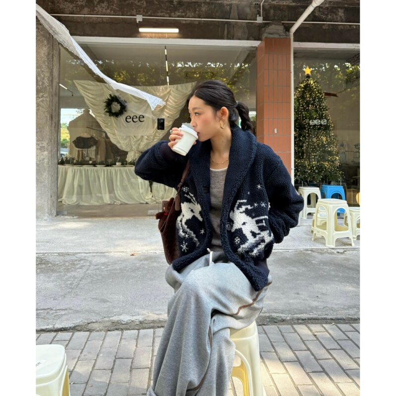 Placeorder Retro Ski Fleece Jacquard Cardigan, Atmospheric, Loose and Versatile Sweater Jacket for Women in Winter