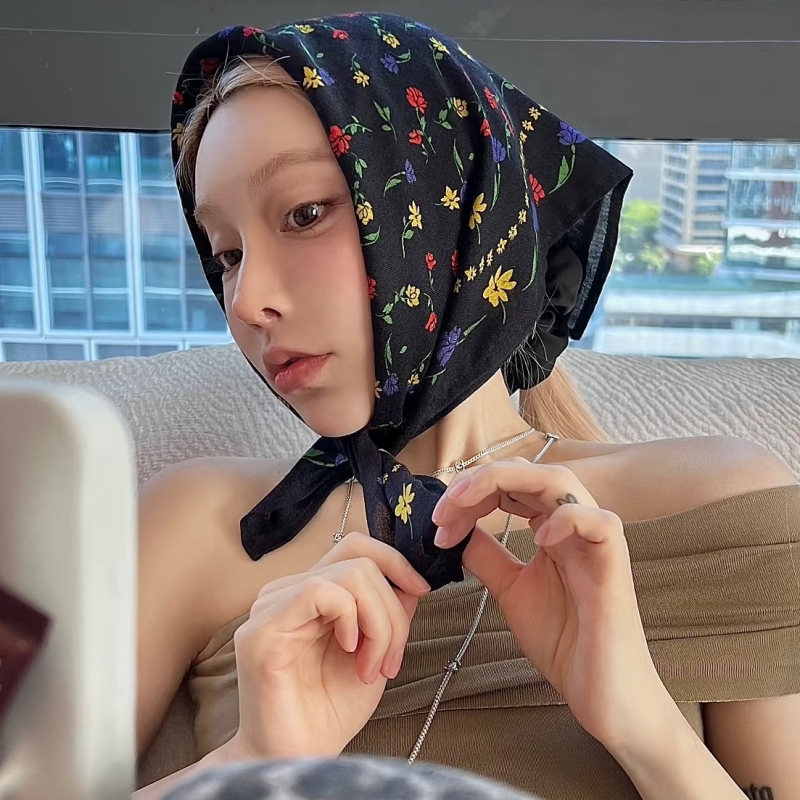 2026 New Fashion Versatile Artistic Floral Headscarf for Women, Summer Thin Retro Decorative Scarf and Hairband