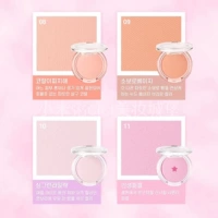 Кисть, румяна, блеск для губ, карандаш для глаз, кудрявый спонж