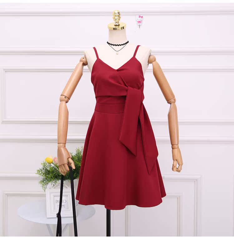 Mùa hè 2018 mới của Hàn Quốc thời trang hoang dã rắn màu v-cổ sling eo thon gọn váy ren ngắn đầm nhún eo