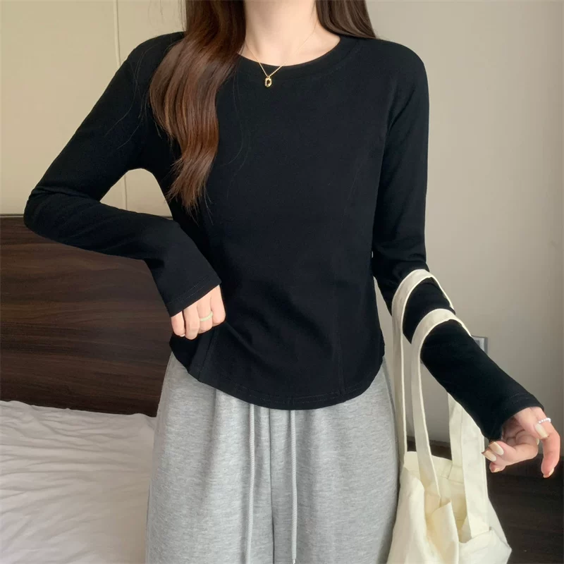 Осень базовый body-friendly дизайн белый лонгслив, 2022 год, slim fit, тренд сезона