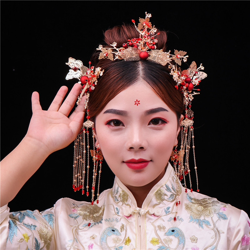 Red bean bride Xiuhe Chinese bridal headdress Classical Phoenix crown walking suit Wedding Xiuhe clothing accessories retro outfit