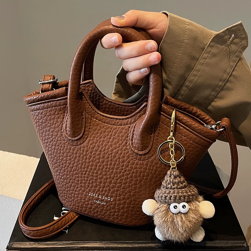 Retro shoulder bag, basket, purse, high-end, western style