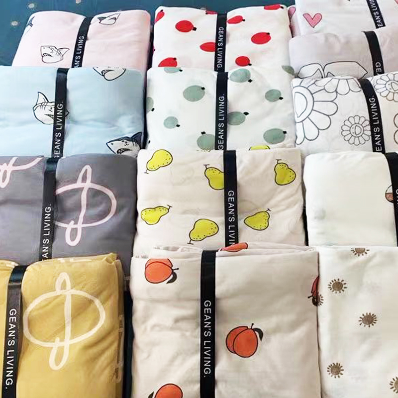 Nude sleeping knitted Tianzhu quilt cover three-piece girl cute 200x230 cotton quilt cover double cotton bedding