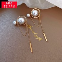 Earrings in 2020 New Tide Winter Joker Delicate Earrings Earrings Net Red Face Small Earrings Explosions Super Fairy