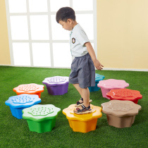 Plastic plum pier Kindergarten early education Outdoor physical fitness game Dumuzhuang childrens sensory training equipment plum pile