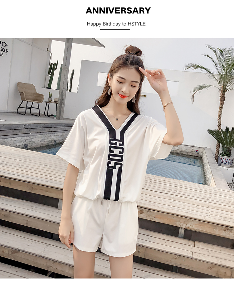 VK旗艦店 韓國學院風短袖字母領t恤學生休閒寬鬆時尚運動服套裝短袖褲裝