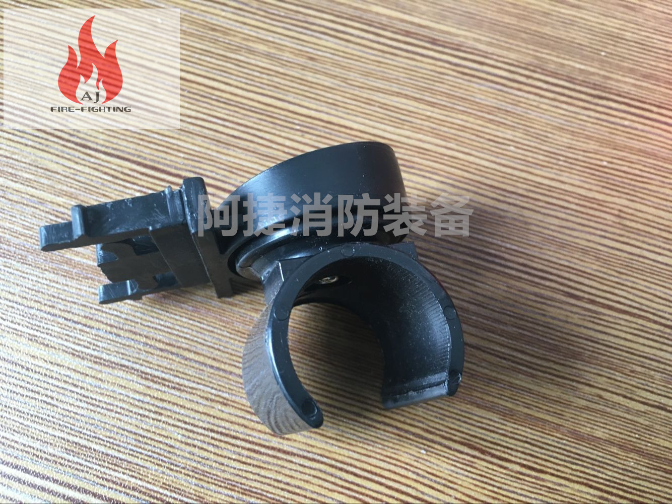 Fire safety helmet light stand F2 rescue safety helmet flashlight clip clip cap lamp emergency rescue safety helmet lamp buckle