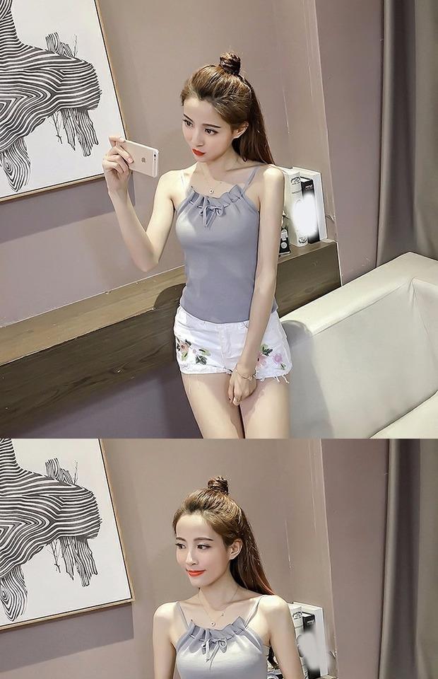 Xia Xiao Khánh sling đan búp bê ngọn bên trong phía dưới mặc một chiếc áo vest ngắn kiểu retro sang trọng kiểu Hồng Kông váy nữ