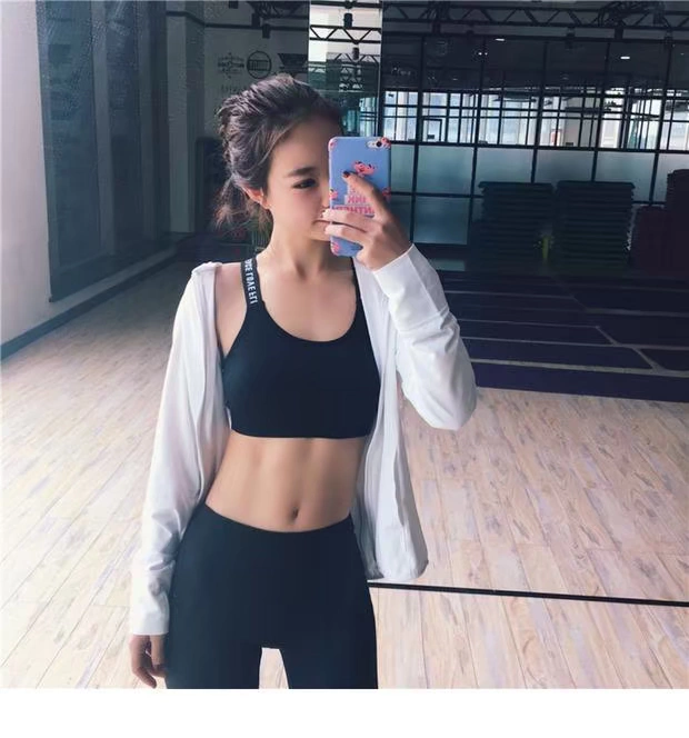 Thời trang Hàn Quốc làm đẹp cho sinh viên thể thao vest mỏng slim thư sling mặc đoạn ngắn mặc áo sơ mi nữ mẫu